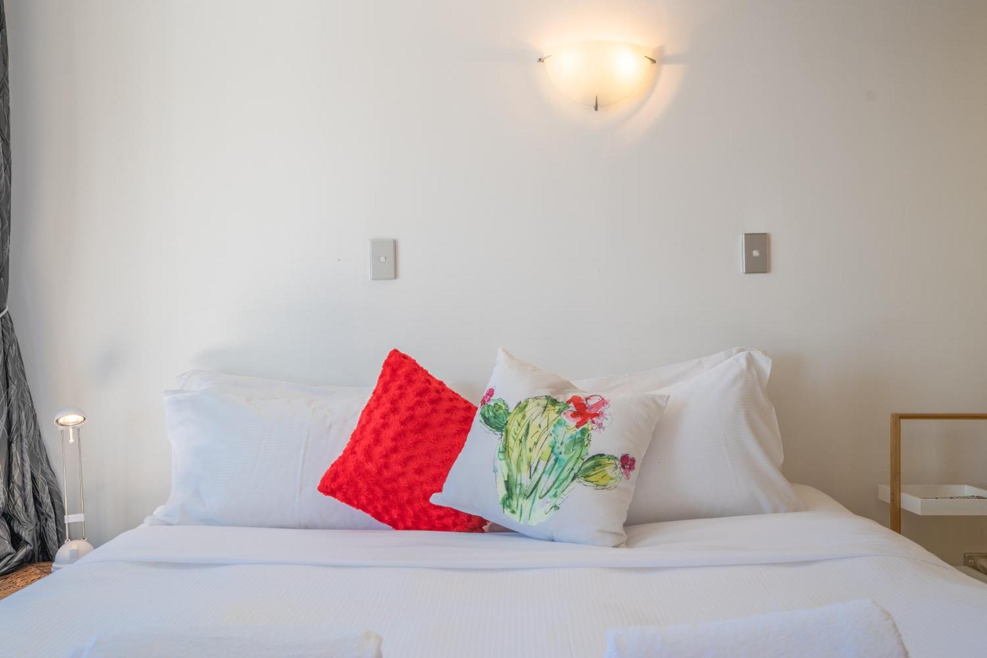 Palm Beach Cottage With Private Spa Pool ภายนอก รูปภาพ